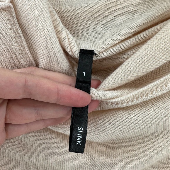 Slink Jeans Pullover Mock Neck Sleeveless Wool Blouse in Oatmeal - Picture 5 of 9